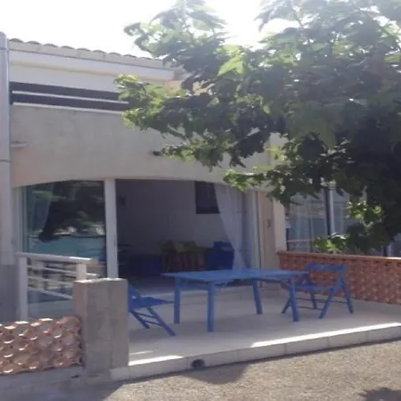 One-bedroom With Port View 181 דירה *