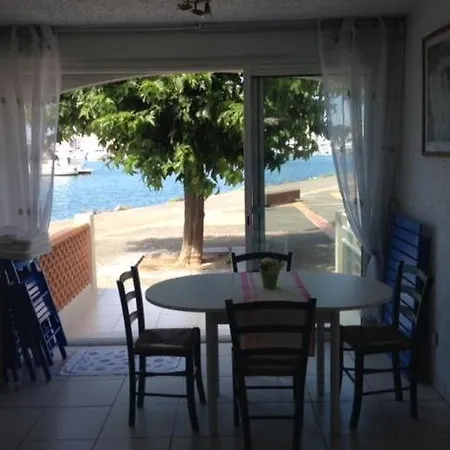 דירה One-bedroom With Port View 181